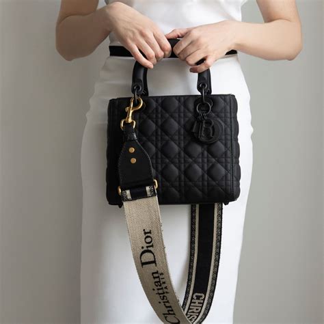 sac dior a vendre|Dior bag online shop.